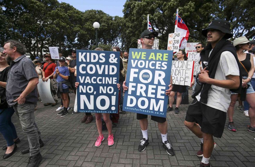Anti-vaccination campaigner on Facebook banning